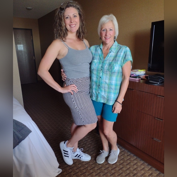 Meet your Posher, Lane - Picture 2 of 6